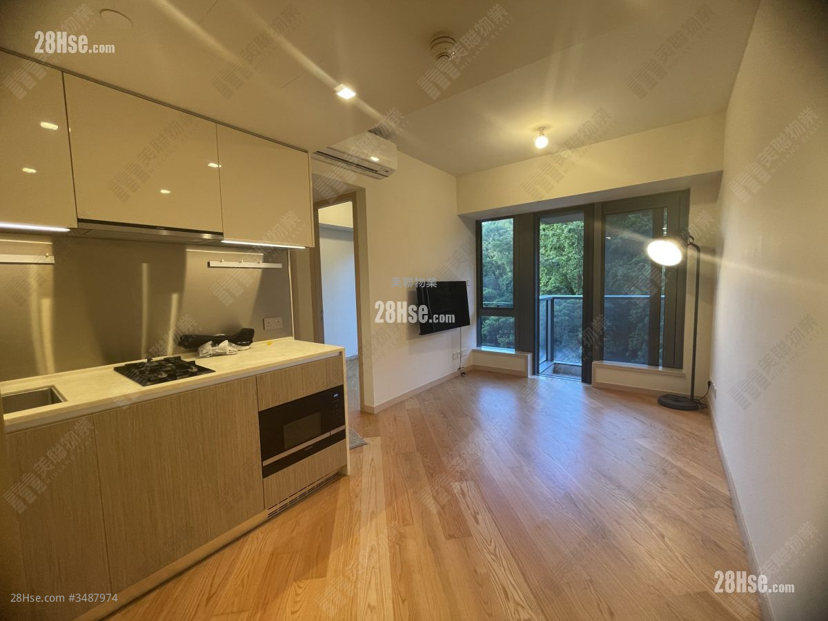The Regent Sell 2 Bedrooms , 1 Bathroom 457 ft² ( 42.5 m² )