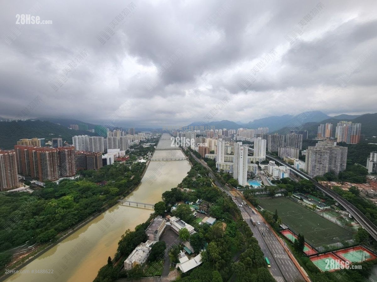 The Riverpark Rental 3 Bedrooms , 2 Bathrooms 1,250 ft² ( 116.1 m² )