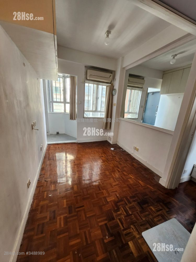 Tung On Court Rental 1 Bedroom , 1 Bathroom 242 ft² ( 22.5 m² )