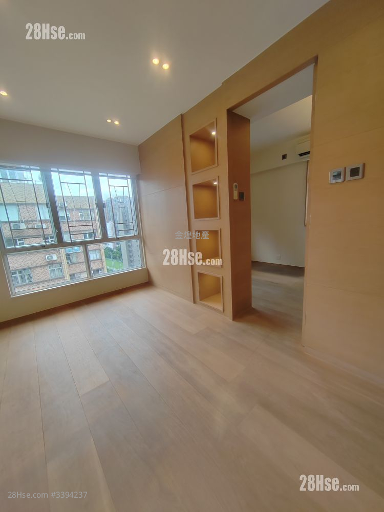 Horace Court Rental 1 Bedroom , 1 Bathroom 470 ft² ( 43.7 m² )