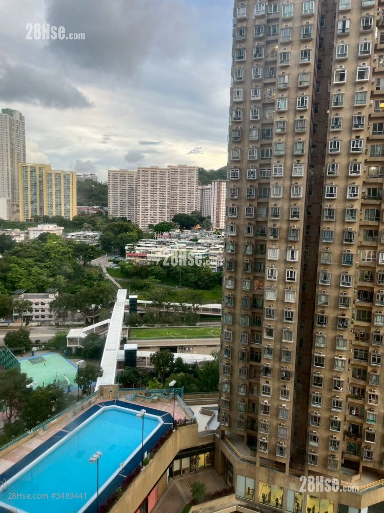 Tsing Yi Garden Sell 2 Bedrooms 343 ft² ( 31.9 m² )