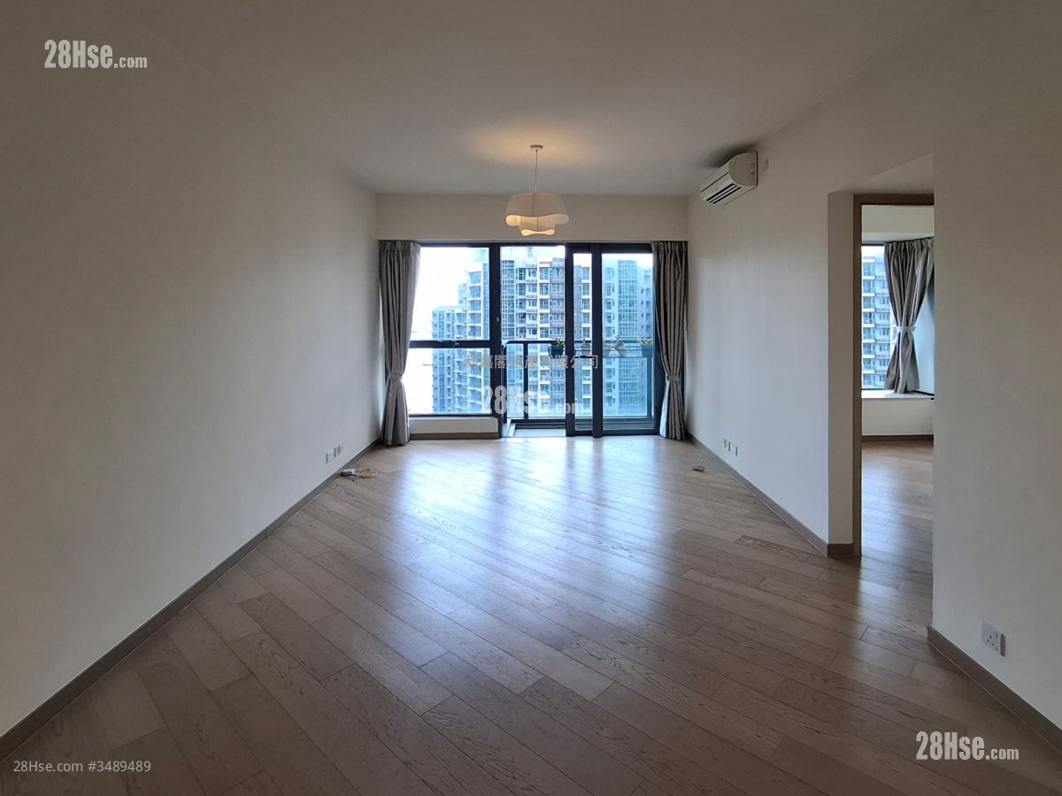 The Visionary Sell 3 Bedrooms 990 ft² ( 92.0 m² )