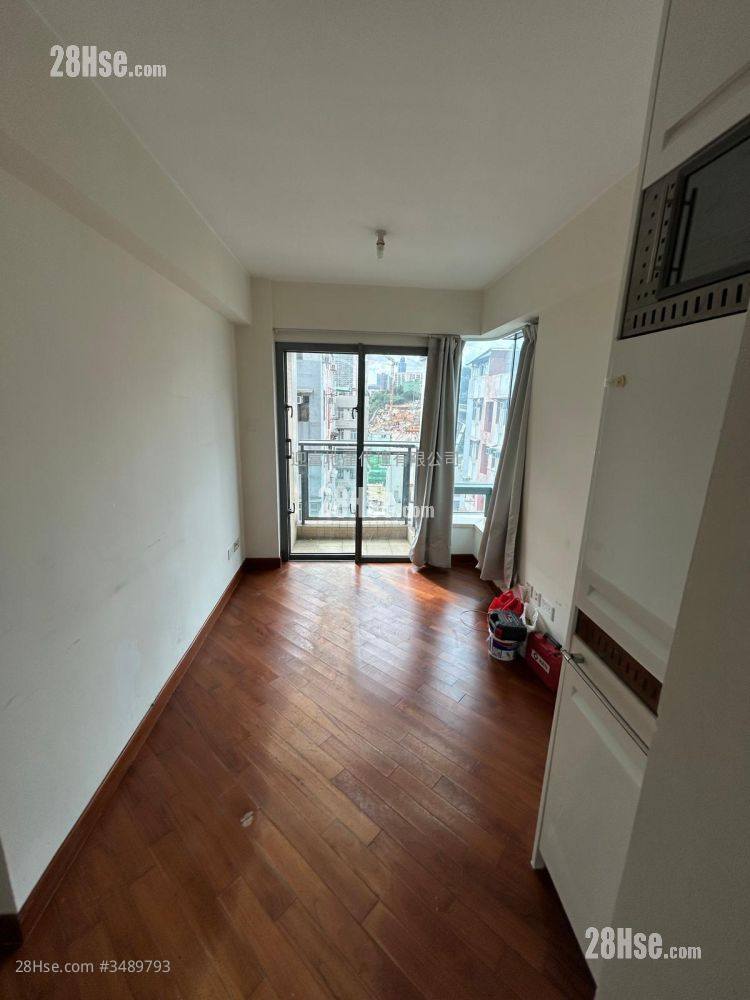 8 Baker Court Rental Studio , 1 Bathroom 246 ft² ( 22.9 m² )