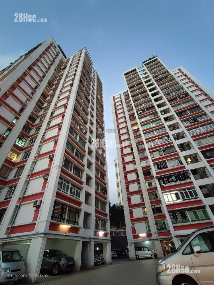 Hyde Towers Sell 2 Bedrooms , 1 Bathroom 547 ft² ( 50.8 m² )