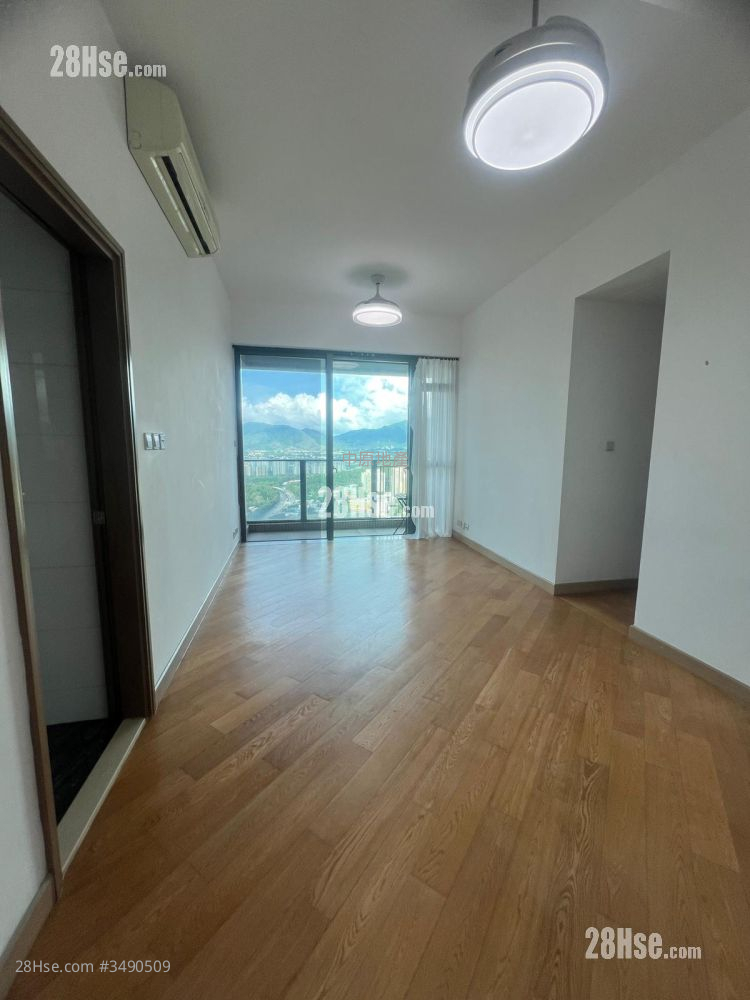 Yoho Midtown Rental 898 ft² ( 83.4 m² )