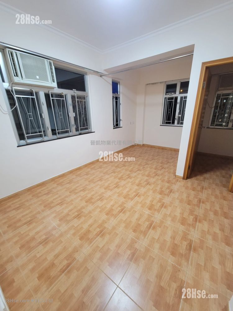Shaukiwan Centre Rental 1 Bedroom , 1 Bathroom 288 ft² ( 26.8 m² )