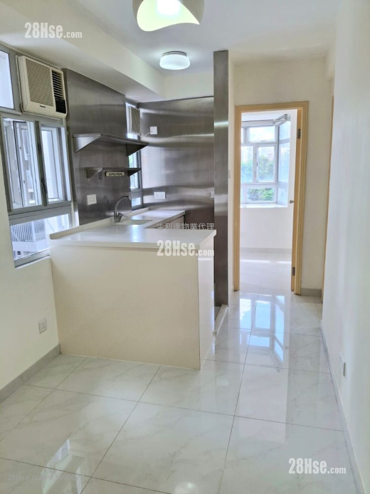 Yee Fai Building Rental 1 Bedroom , 1 Bathroom 251 ft² ( 23.3 m² )