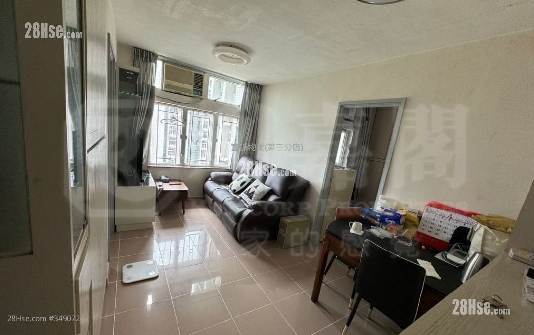 King Ming Court Sell 2 Bedrooms , 1 Bathroom 401 ft² ( 37.3 m² )