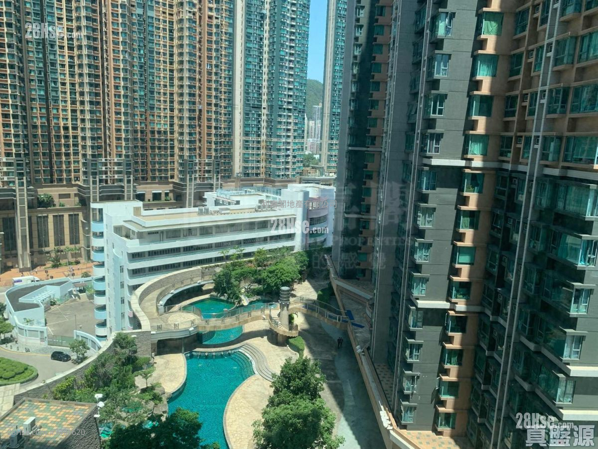 Aquamarine Sell 2 Bedrooms , 1 Bathroom 494 ft² ( 45.9 m² )