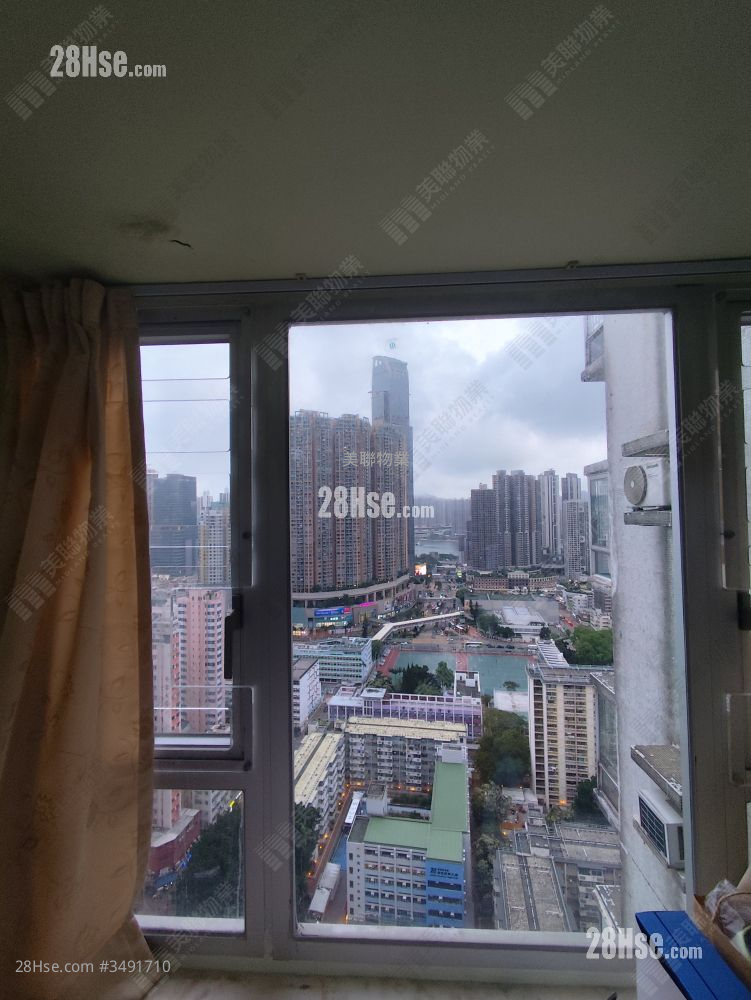 Tsuen Kam Centre Rental 354 ft² ( 32.9 m² )
