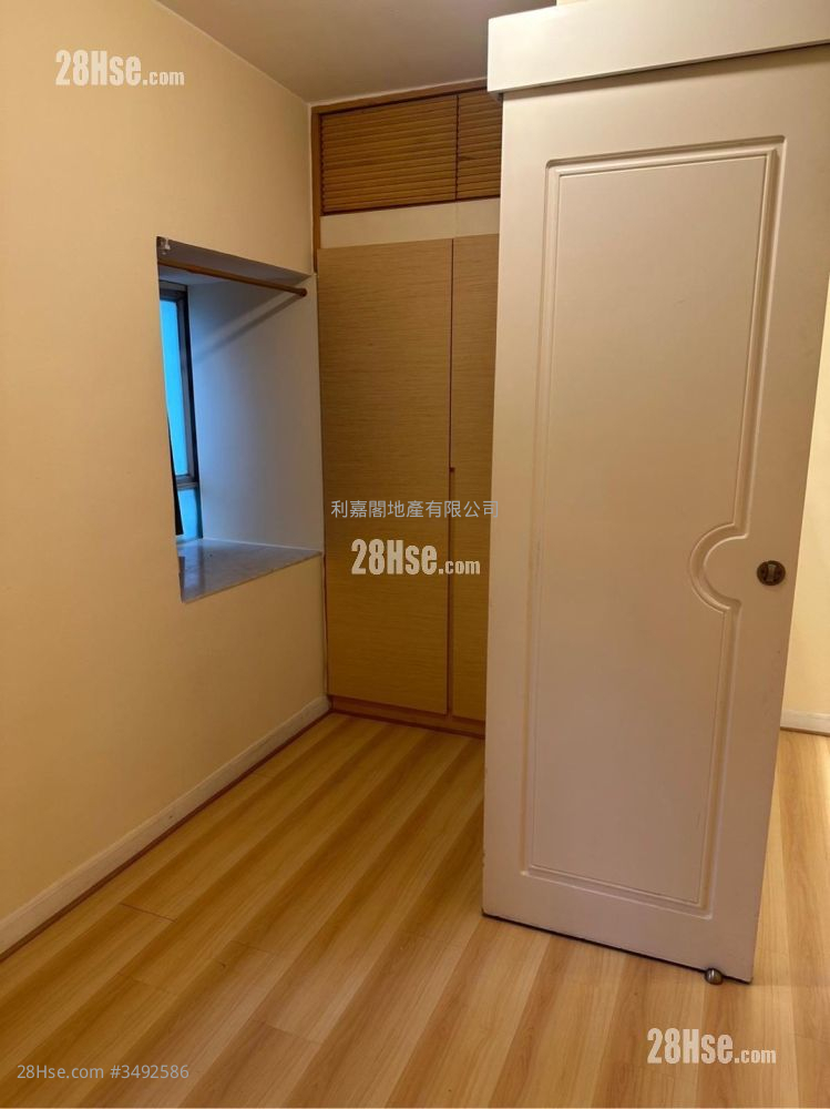 City One Shatin Sell 1 Bedroom 304 ft² ( 28.2 m² )