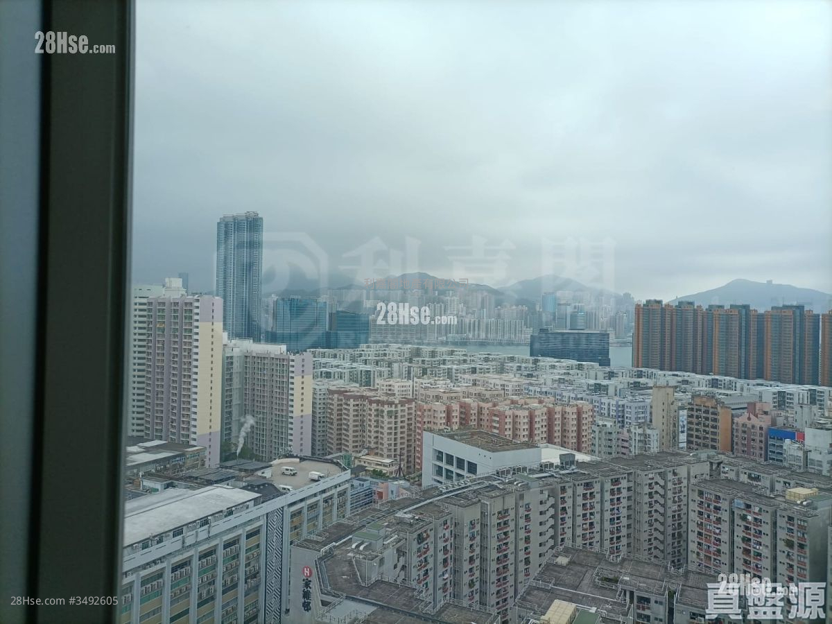 La Lumiere Sell 2 Bedrooms , 1 Bathroom 430 ft² ( 39.9 m² )