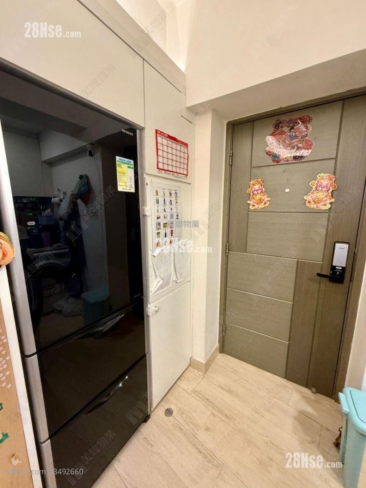 鸿运中心 租盘 3 房 , 1 浴室 424 平方尺 ( 39.4 平方米 )