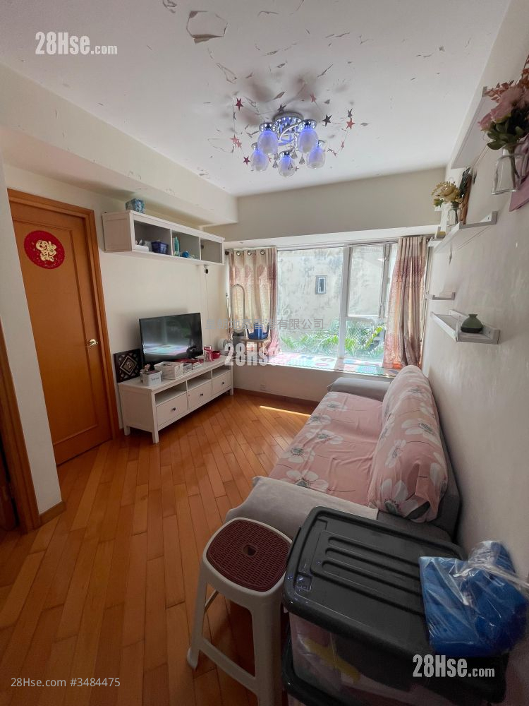 Talon Tower Sell 1 Bedroom , 1 Bathroom 481 ft² ( 44.7 m² )