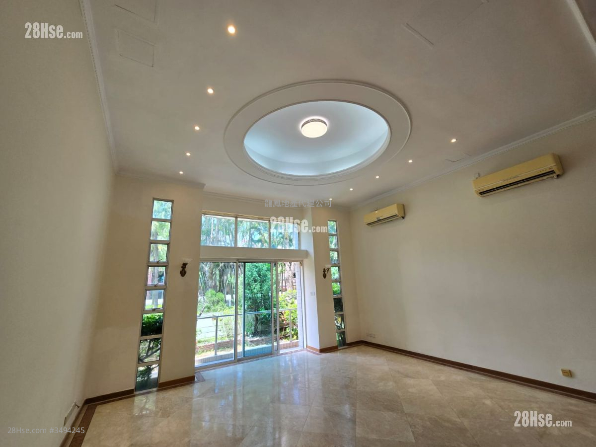 Royal Palms Rental 4 Bedrooms 1,713 ft² ( 159.1 m² )