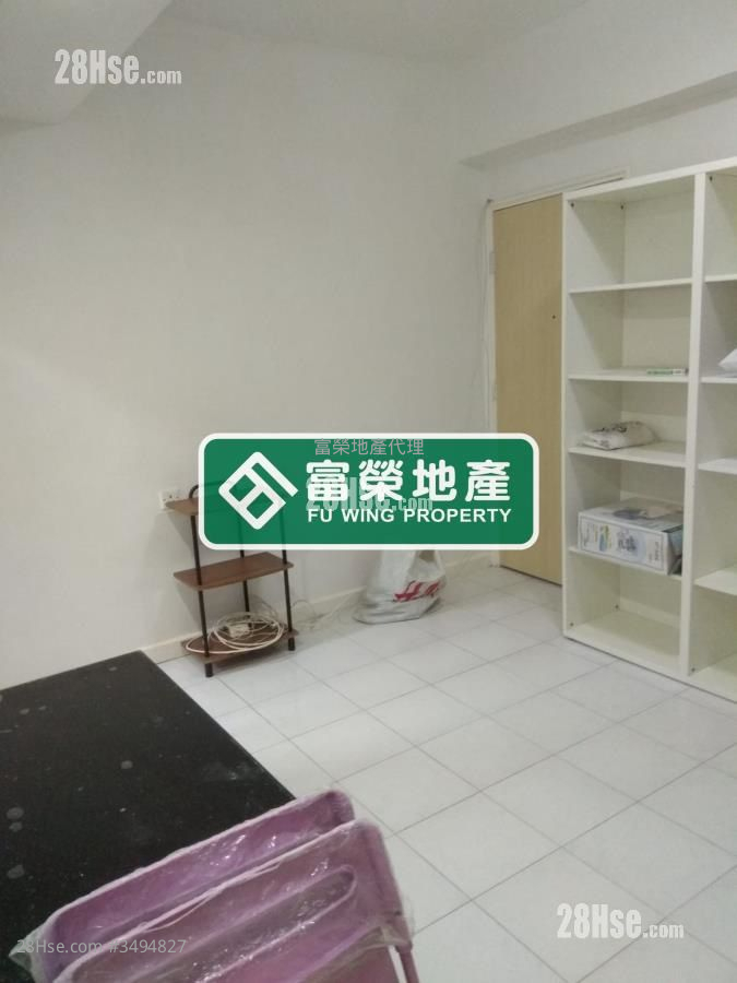 Grandview Building Sell 2 Bedrooms 347 ft² ( 32.2 m² )
