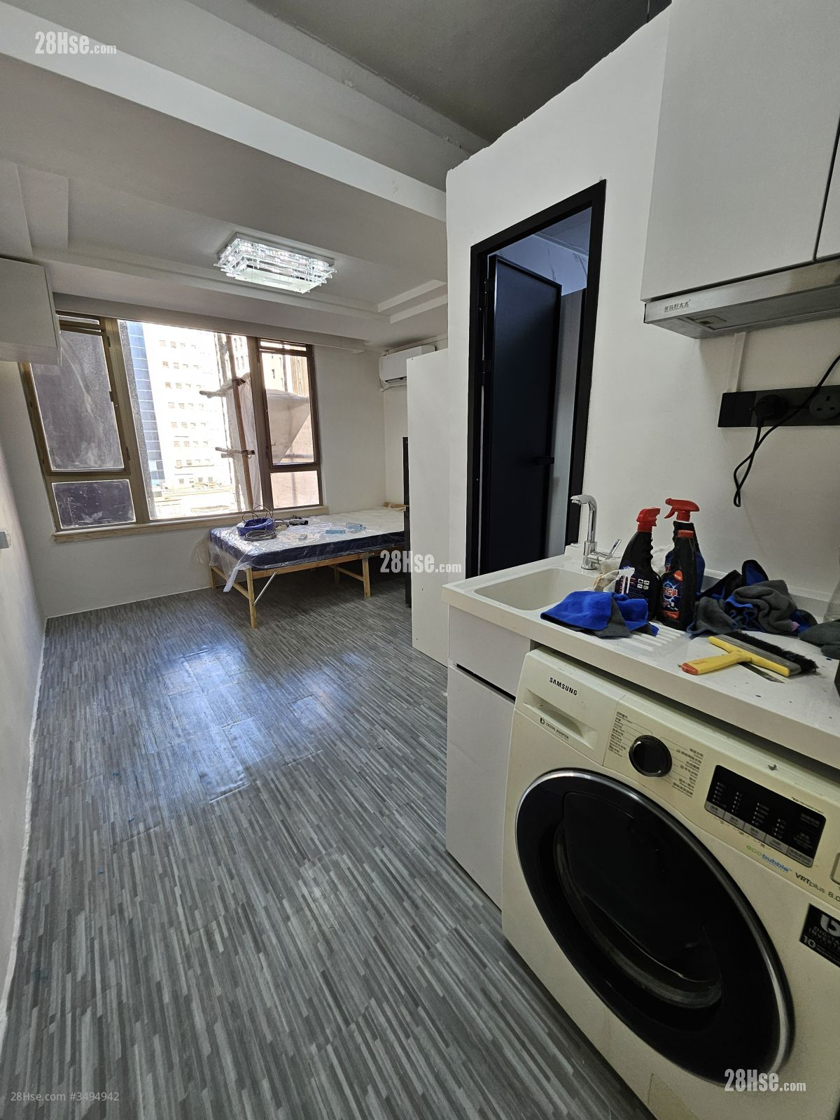 Burlington House Rental Studio , 1 Bathroom 170 ft² ( 15.8 m² )