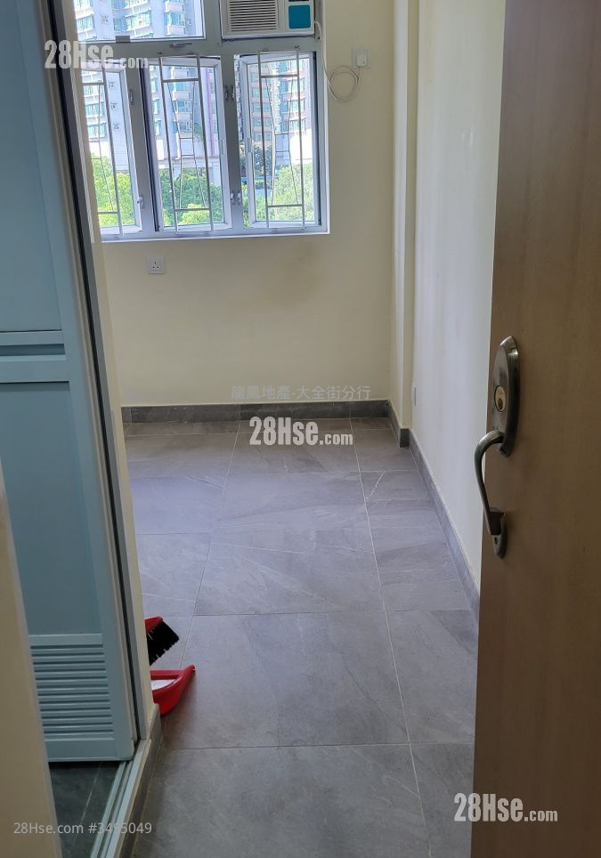 Chung Kin Building Rental 1 Bedroom , 1 Bathroom 180 ft² ( 16.7 m² )