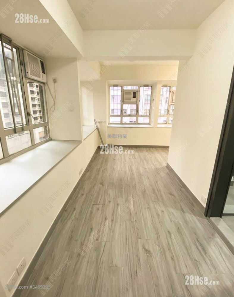 Wing Ning Building Sell 2 Bedrooms , 1 Bathroom 224 ft² ( 20.8 m² )