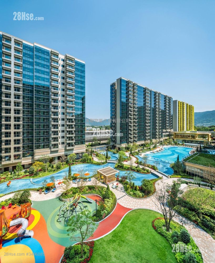 Grand Mayfair  Sell 3 Bedrooms , 2 Bathrooms 737 ft² ( 68.5 m² )