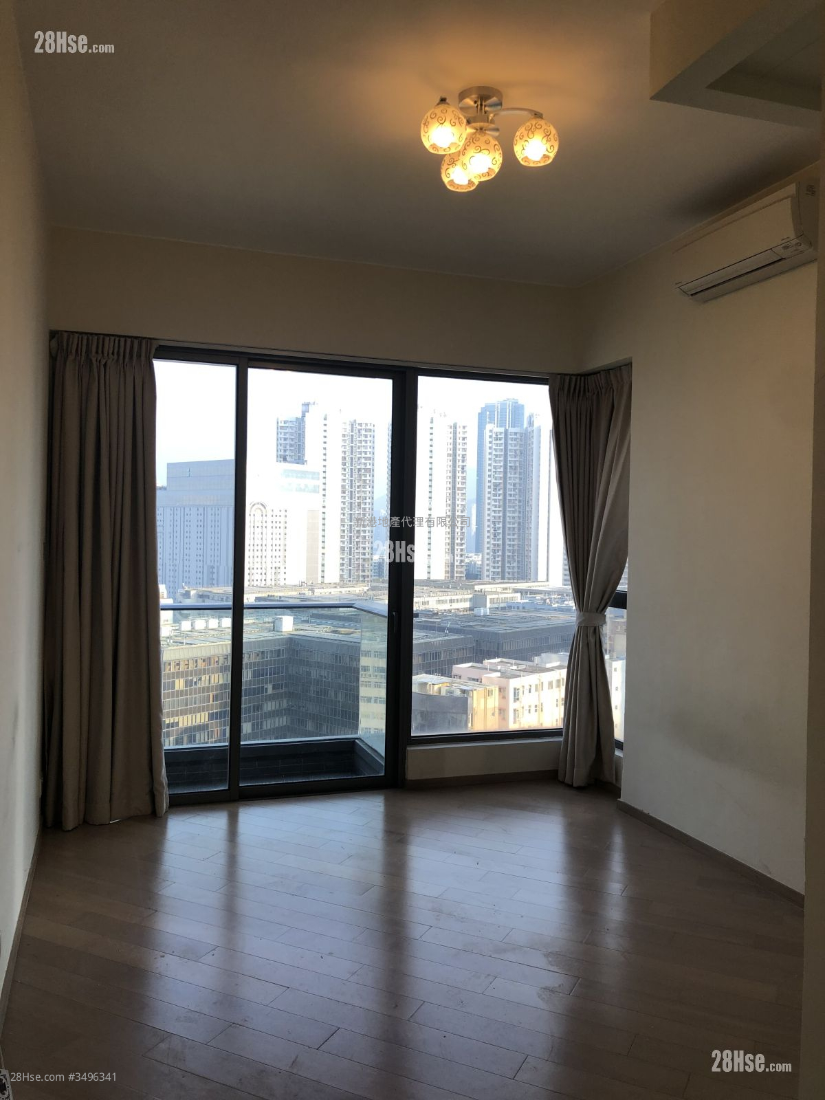 The Met. Focus Rental Studio , 1 Bathroom 241 ft² ( 22.4 m² )