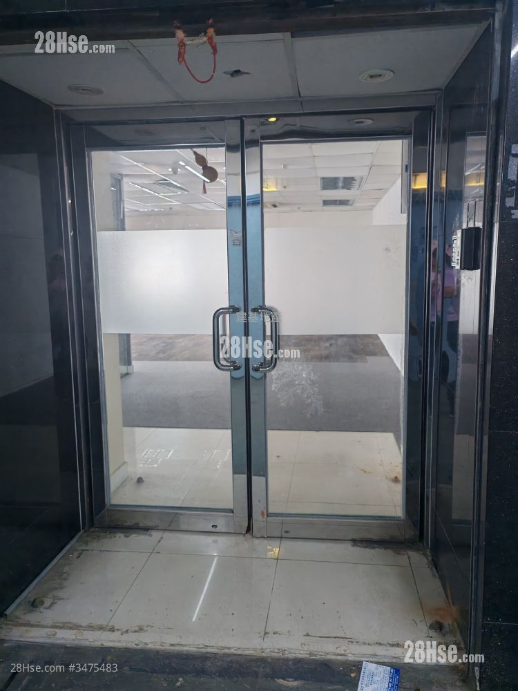 Lucida Industrial Building Sell 1 Toilet