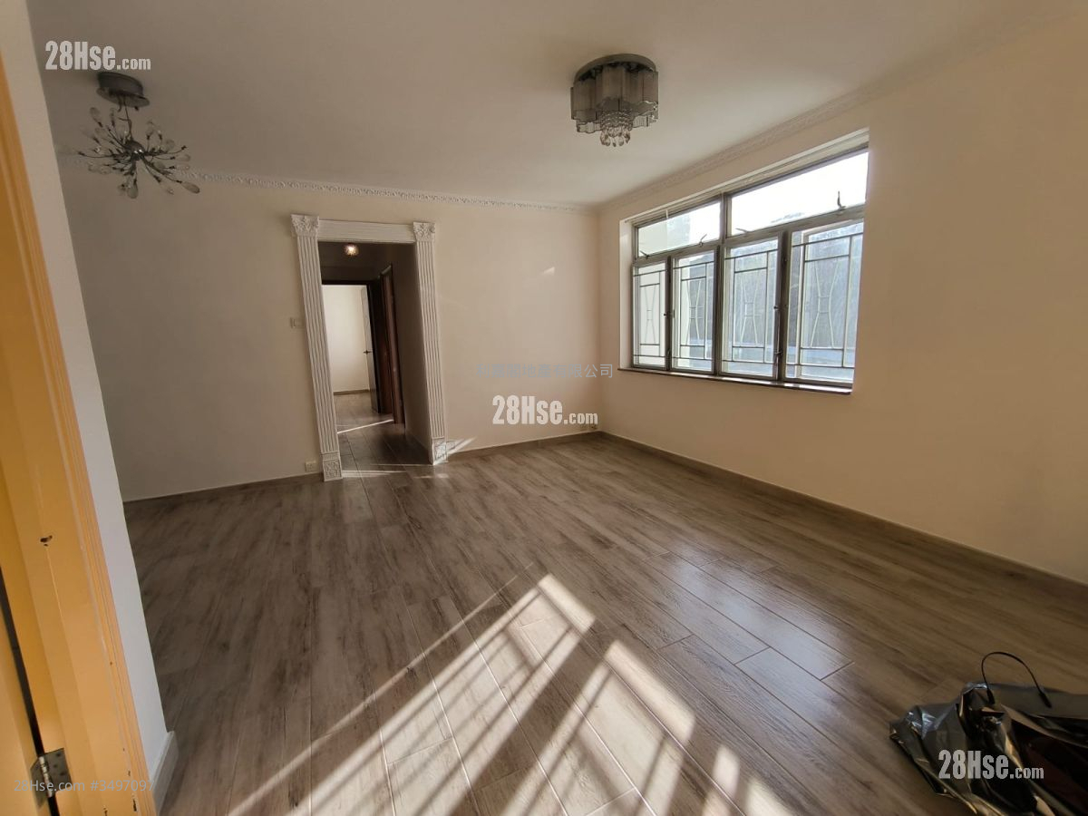 Belvedere Garden Sell 3 Bedrooms , 2 Bathrooms 644 ft² ( 59.8 m² )