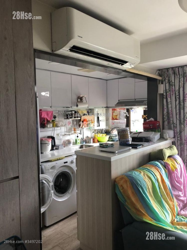 Sui Wo Court Sell 2 Bedrooms , 1 Bathroom 411 ft² ( 38.2 m² )