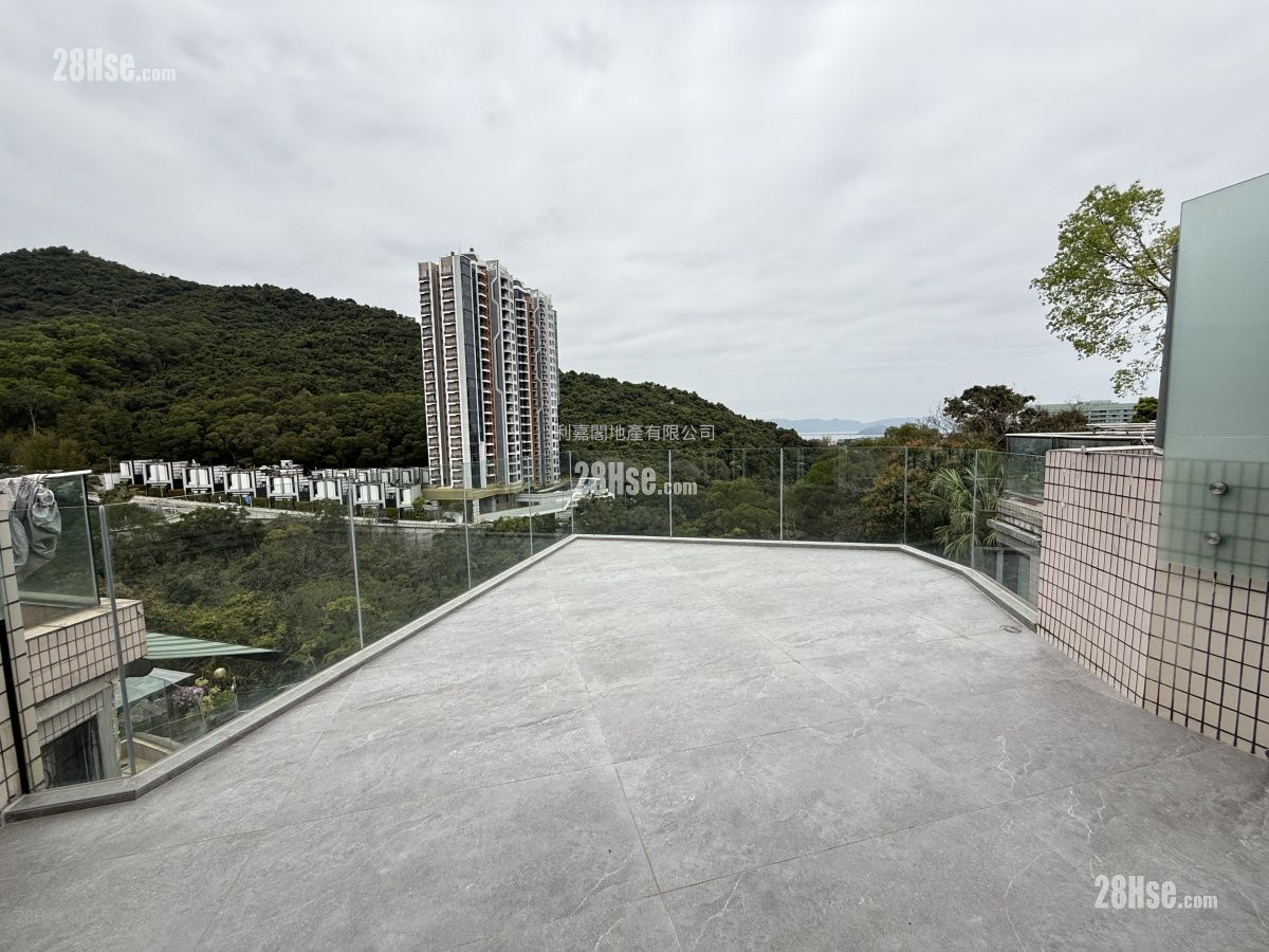 蔚丽山庄 租盘 3 房 , 3 浴室 1,624 平方尺 ( 150.9 平方米 )