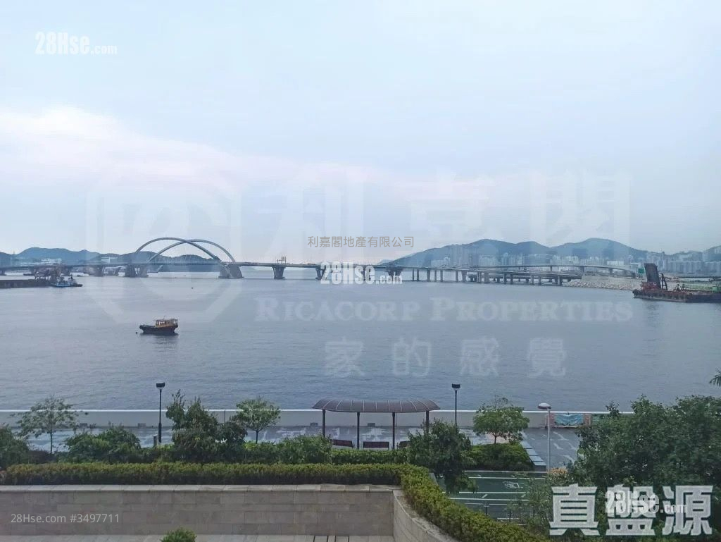 Alto Residences Rental 4 Bedrooms , 4 Bathrooms 1,133 ft² ( 105.3 m² )