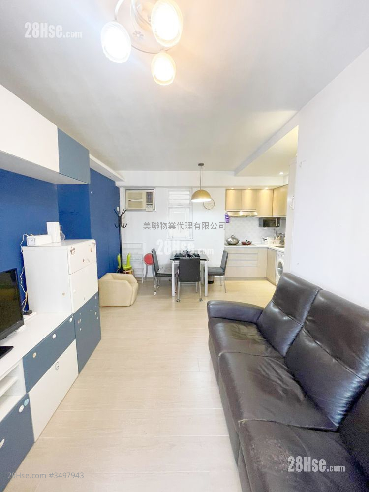 Fanling Centre Rental 3 Bedrooms , 1 Bathroom 512 ft² ( 47.6 m² )