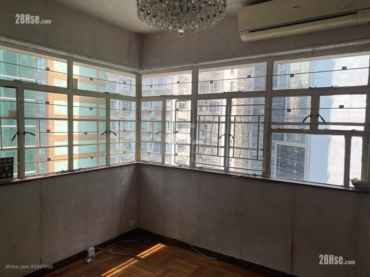 Fuk Lee Building Sell 3 Bedrooms , 1 Bathroom 588 ft² ( 54.6 m² )