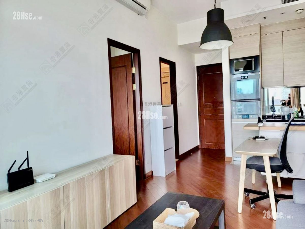 The Avenue Rental 1 Bedroom , 1 Bathroom 438 ft² ( 40.7 m² )
