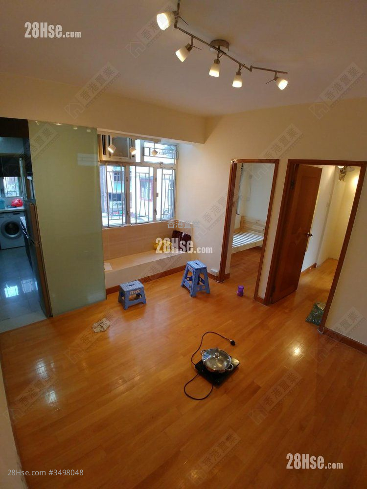 Hung Yat Building Sell 2 Bedrooms , 1 Bathroom 342 ft² ( 31.8 m² )