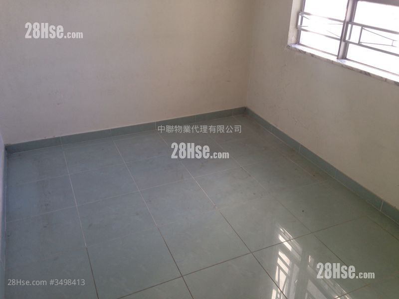 Holford Gardens Sell 409 ft² ( 38.0 m² )