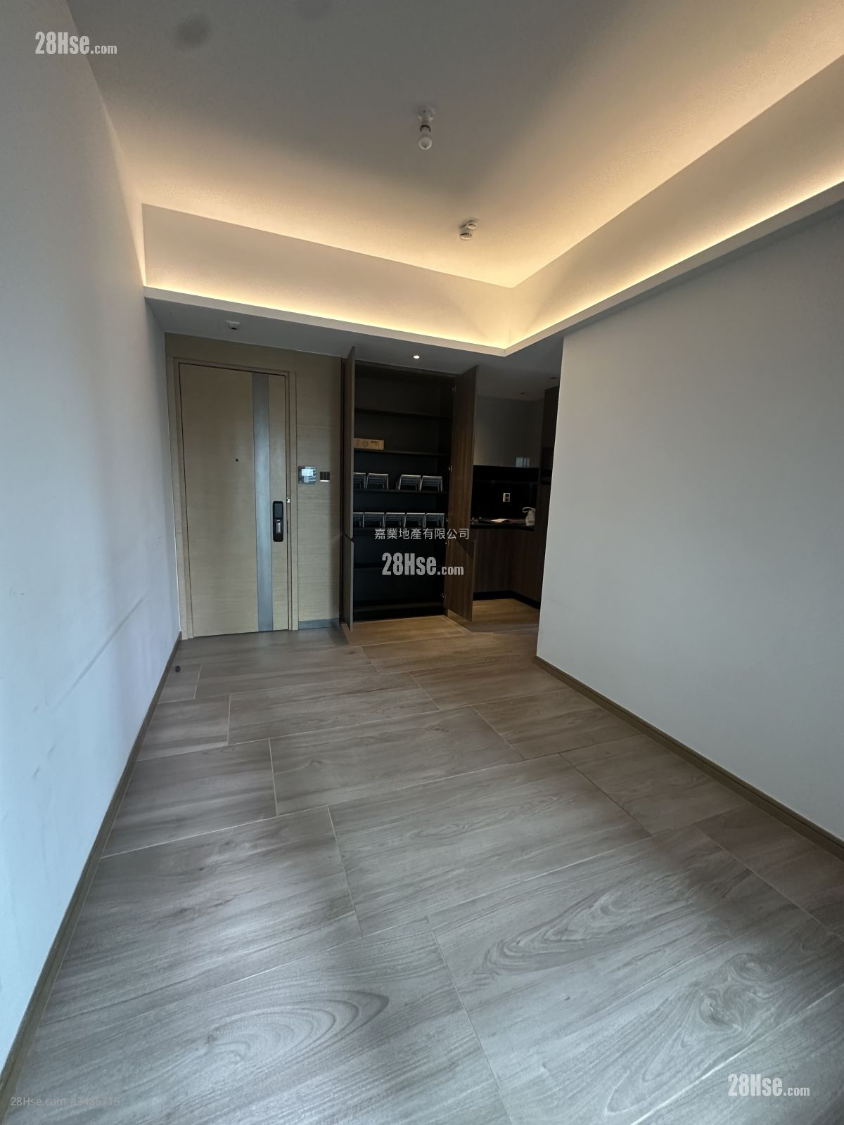 One Artlane Rental 1 Bedroom , 1 Bathroom 421 ft² ( 39.1 m² )