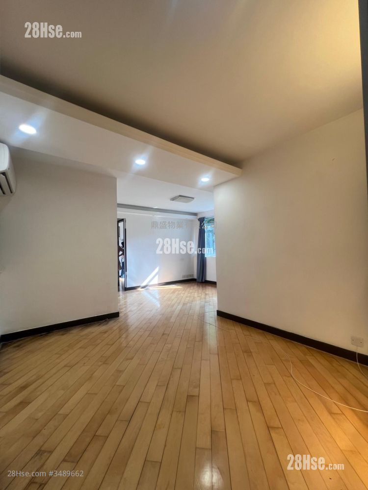 Bedford Gardens Rental 2 Bedrooms , 1 Bathroom 543 ft² ( 50.4 m² )