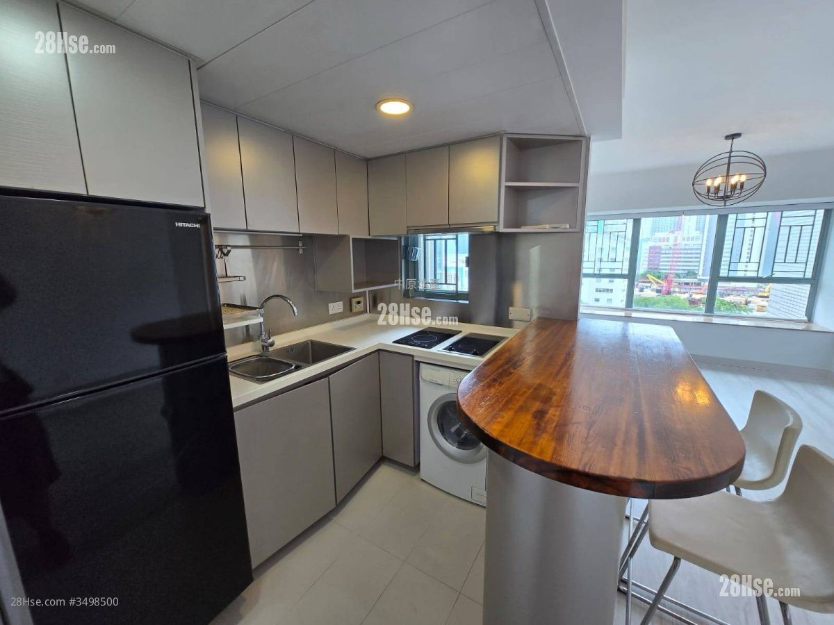 Aquamarine Sell 2 Bedrooms 494 ft² ( 45.9 m² )