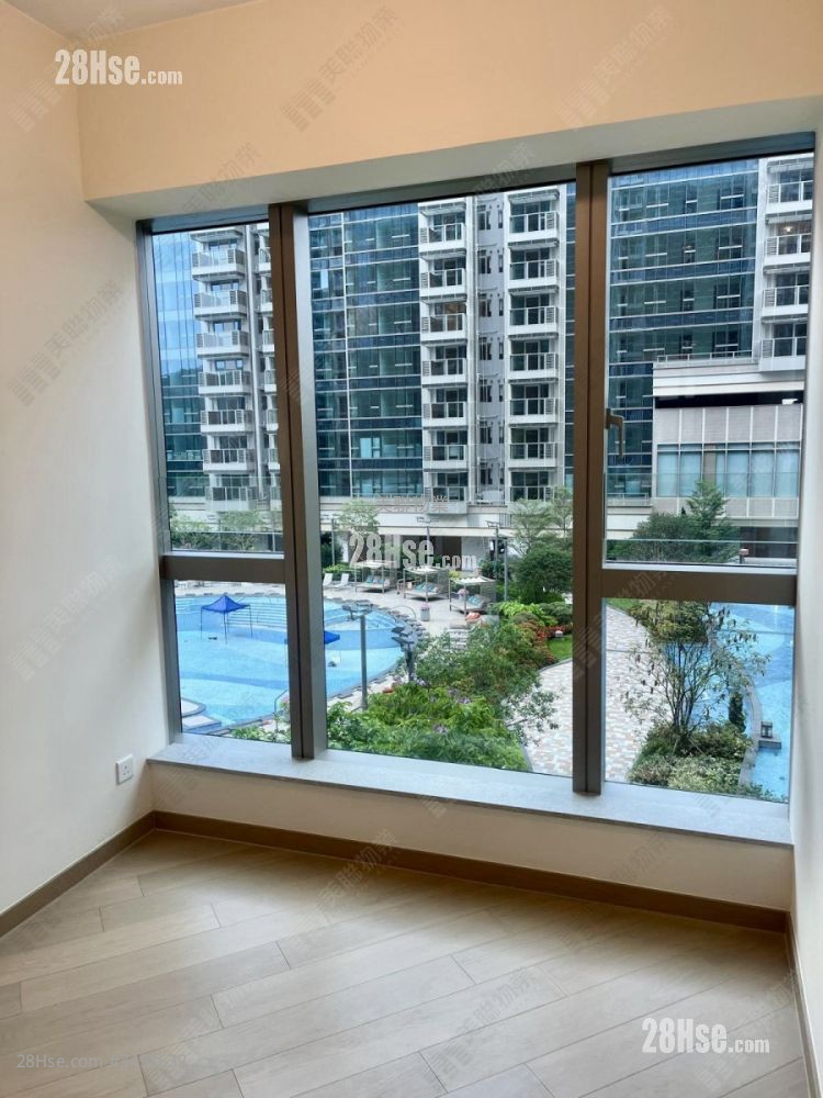 Grand Mayfair  Rental 746 ft² ( 69.3 m² )
