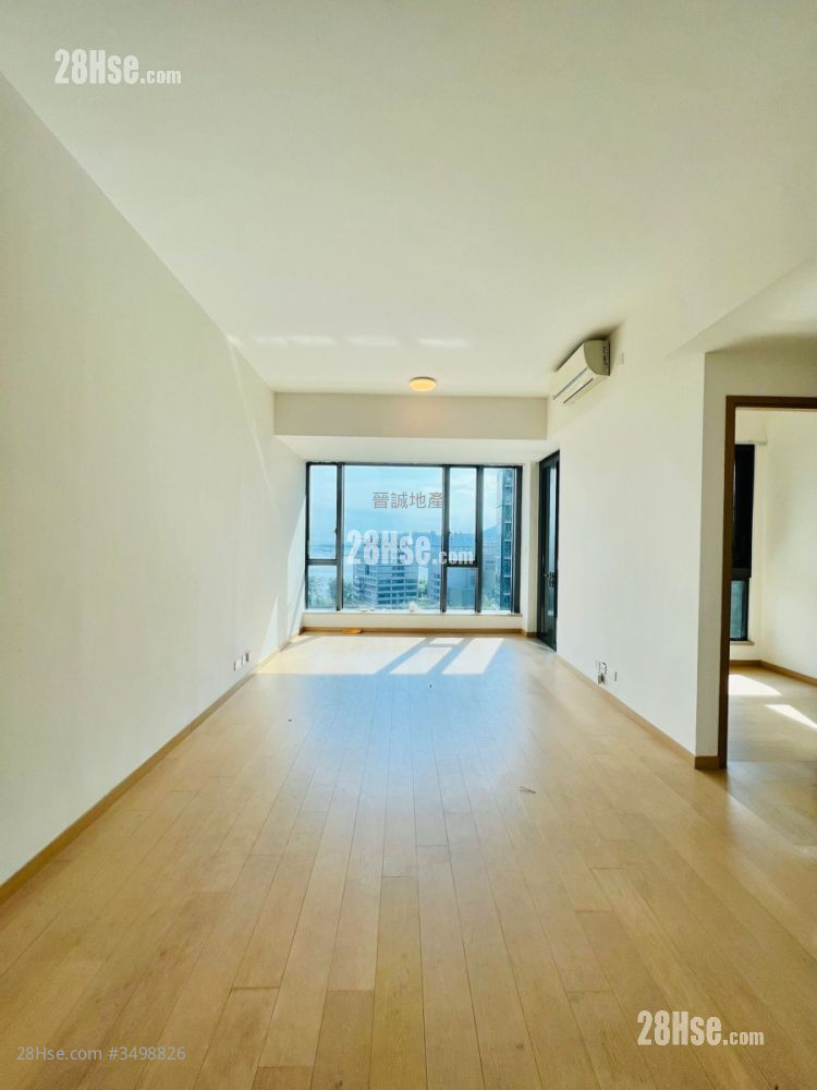 The Bloomsway Sell 4 Bedrooms , 3 Bathrooms 956 ft² ( 88.8 m² )