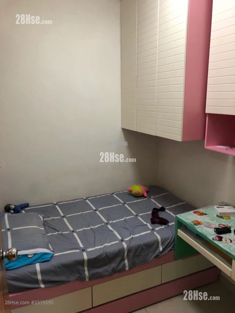 Kwan Yick Building Phase 1 Rental 2 Bedrooms , 1 Bathroom 269 ft² ( 25.0 m² )