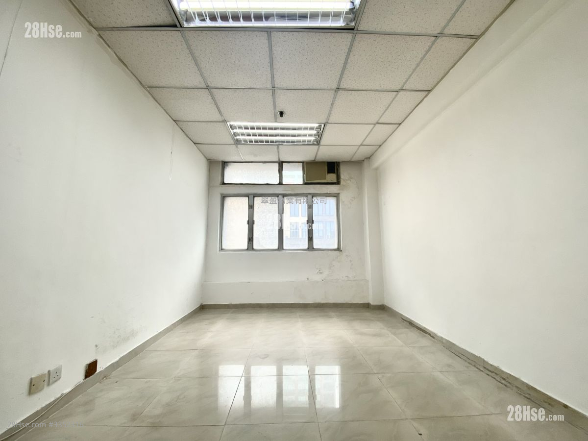 Mai Hong Industrial Building Rental 135 ft² ( 12.5 m² )