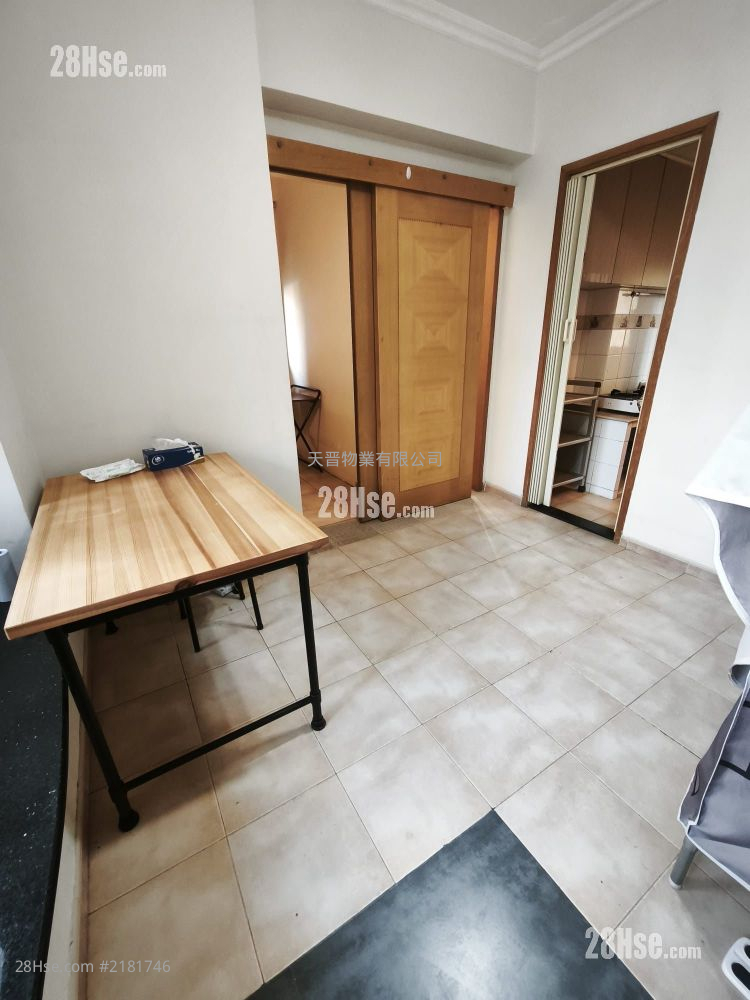 Fortuna Building Sell 2 Bedrooms , 1 Bathroom 255 ft² ( 23.7 m² )