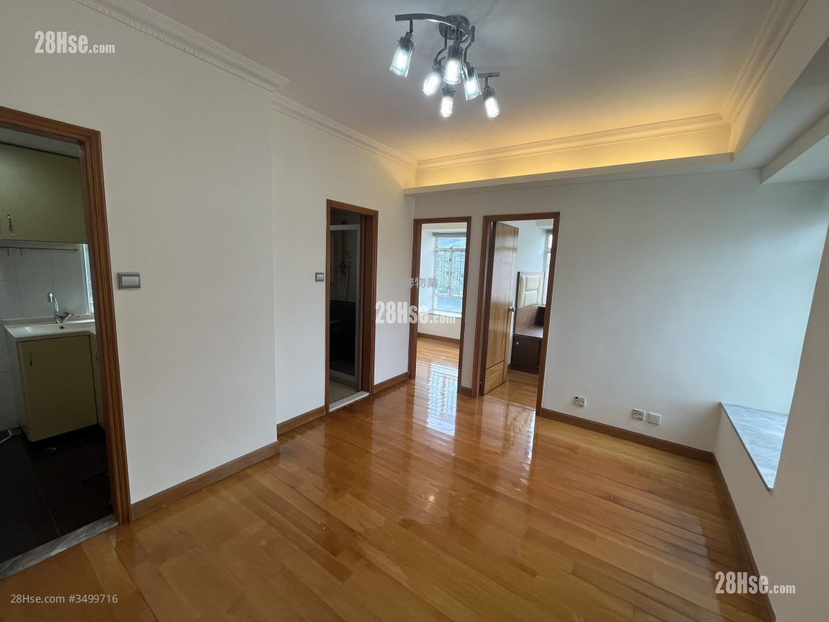 Kam Fung Garden Rental 2 Bedrooms , 1 Bathroom 339 ft² ( 31.5 m² )