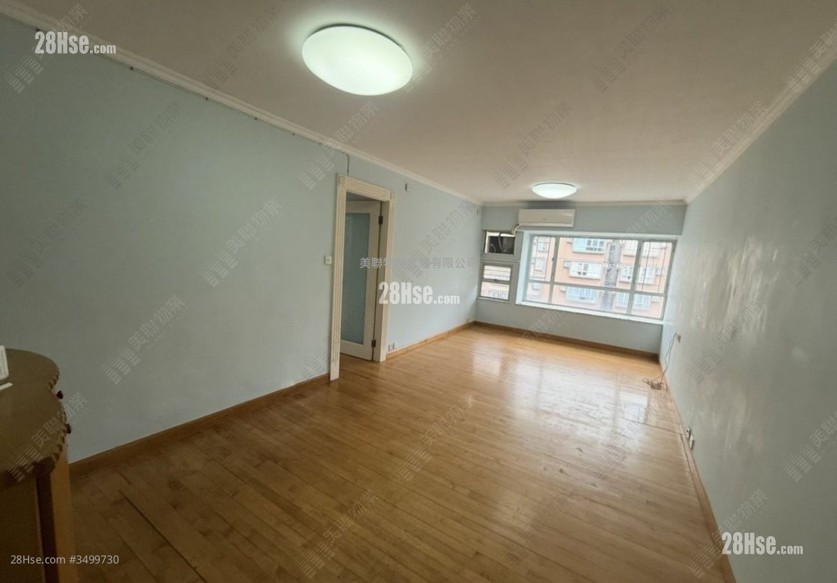 Garden Vista Sell 3 Bedrooms , 2 Bathrooms 819 ft² ( 76.1 m² )