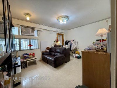 Chevalier Garden Sell 2 Bedrooms , 1 Bathroom 479 ft² ( 44.5 m² )