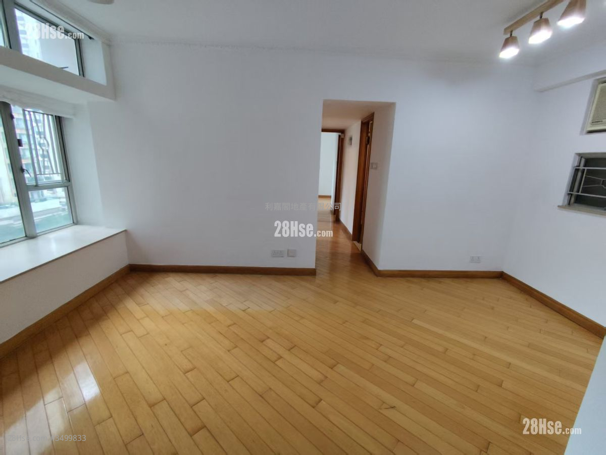 Belair Monte Rental 3 Bedrooms , 2 Bathrooms 612 ft² ( 56.9 m² )