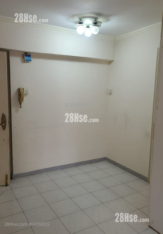 Kwong Lam Court Sell 2 Bedrooms , 1 Bathroom 376 ft² ( 34.9 m² )