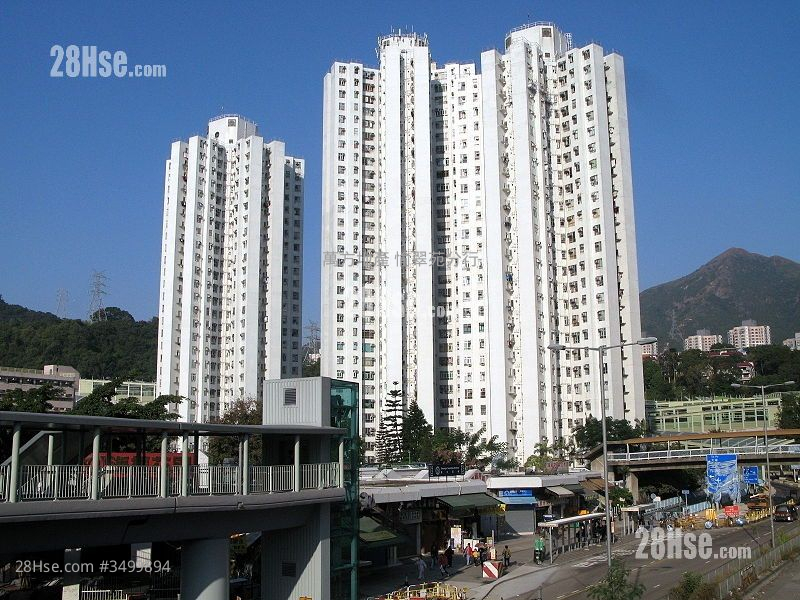 Holford Gardens Sell 2 Bedrooms , 1 Bathroom 409 ft² ( 38.0 m² )