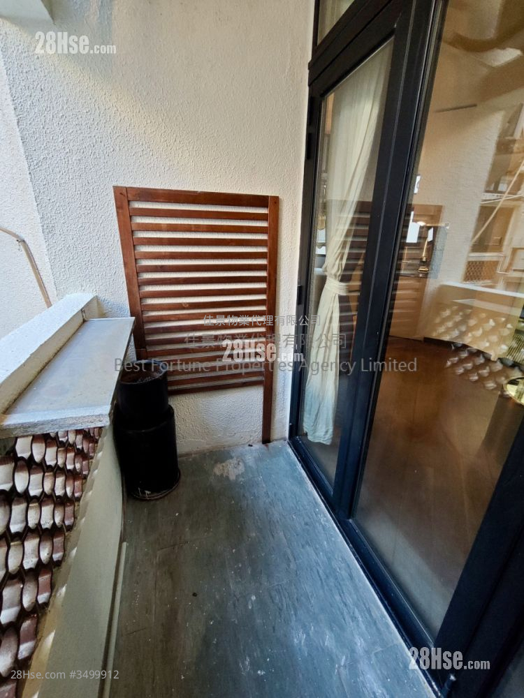 Hee Wong Terrace Rental 2 Bedrooms , 1 Bathroom 540 ft² ( 50.2 m² )